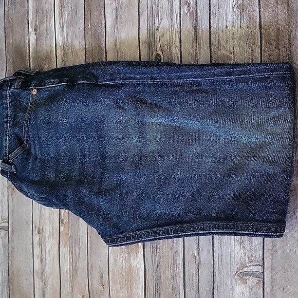 Levi's 502 dark wash regular taper sample jeans with 32.25" inseam - Picture 2 of 12